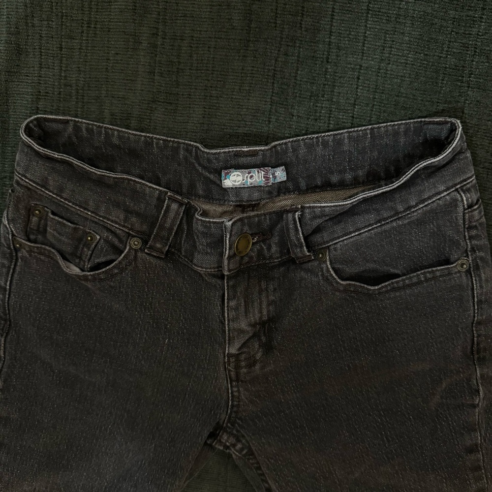 Split Skatewear Jeans - Picture 5 of 7